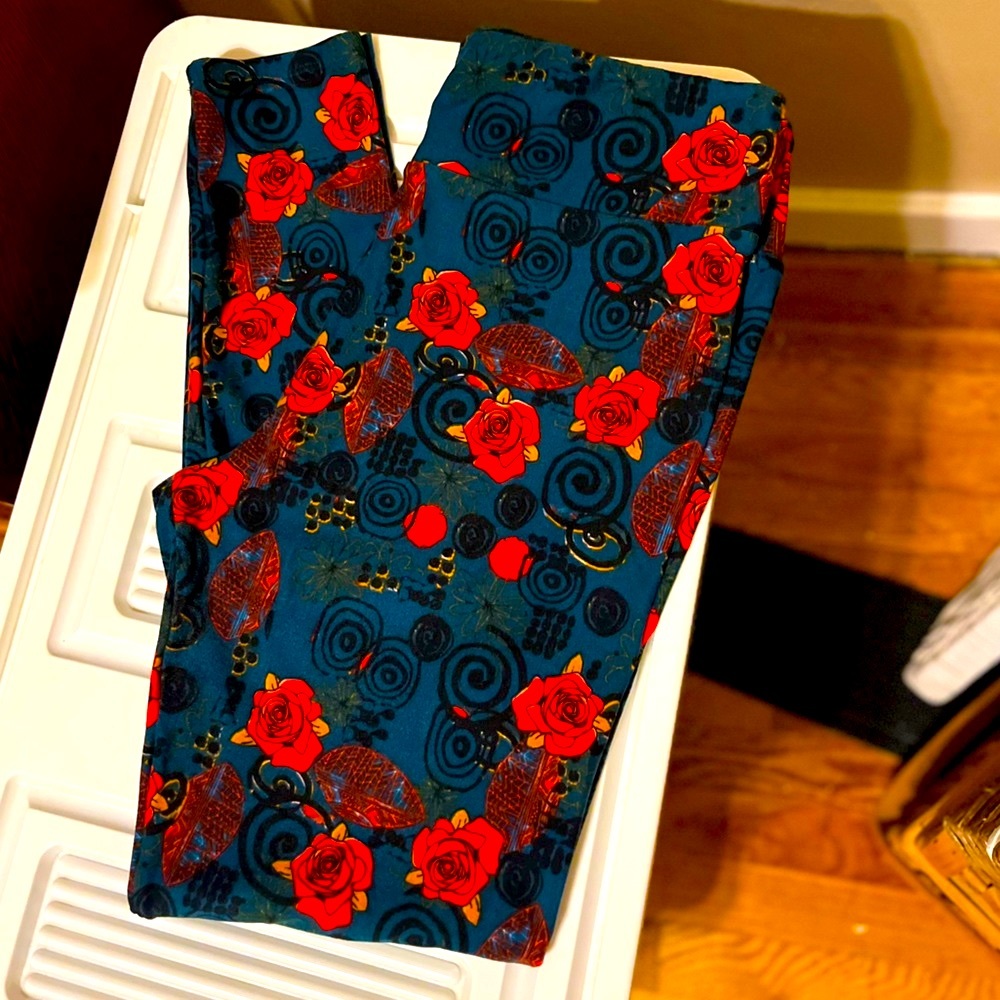 LuLaRoe print leggings